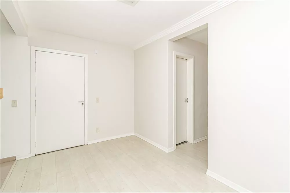 Apartamento à venda com 2 quartos, 42m² - Foto 1