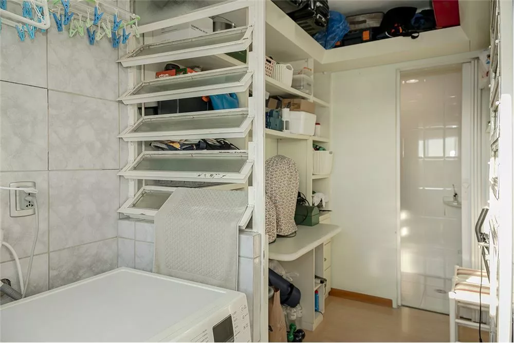 Apartamento à venda com 2 quartos, 75m² - Foto 3