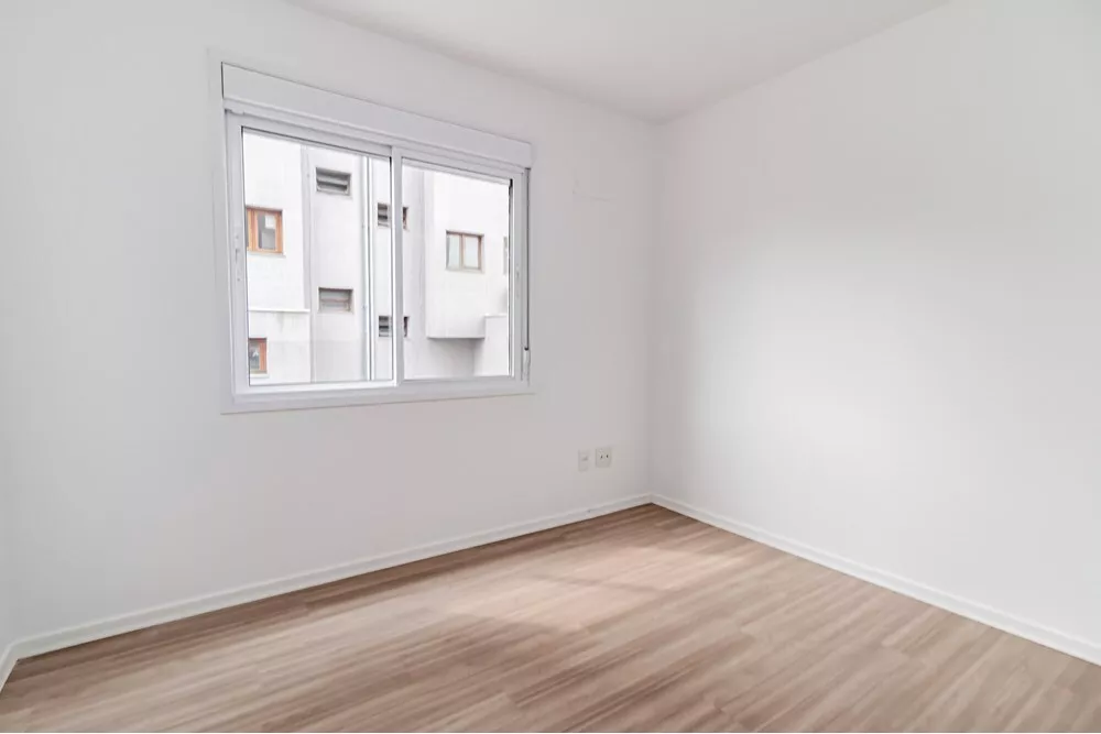 Apartamento à venda com 2 quartos, 66m² - Foto 2