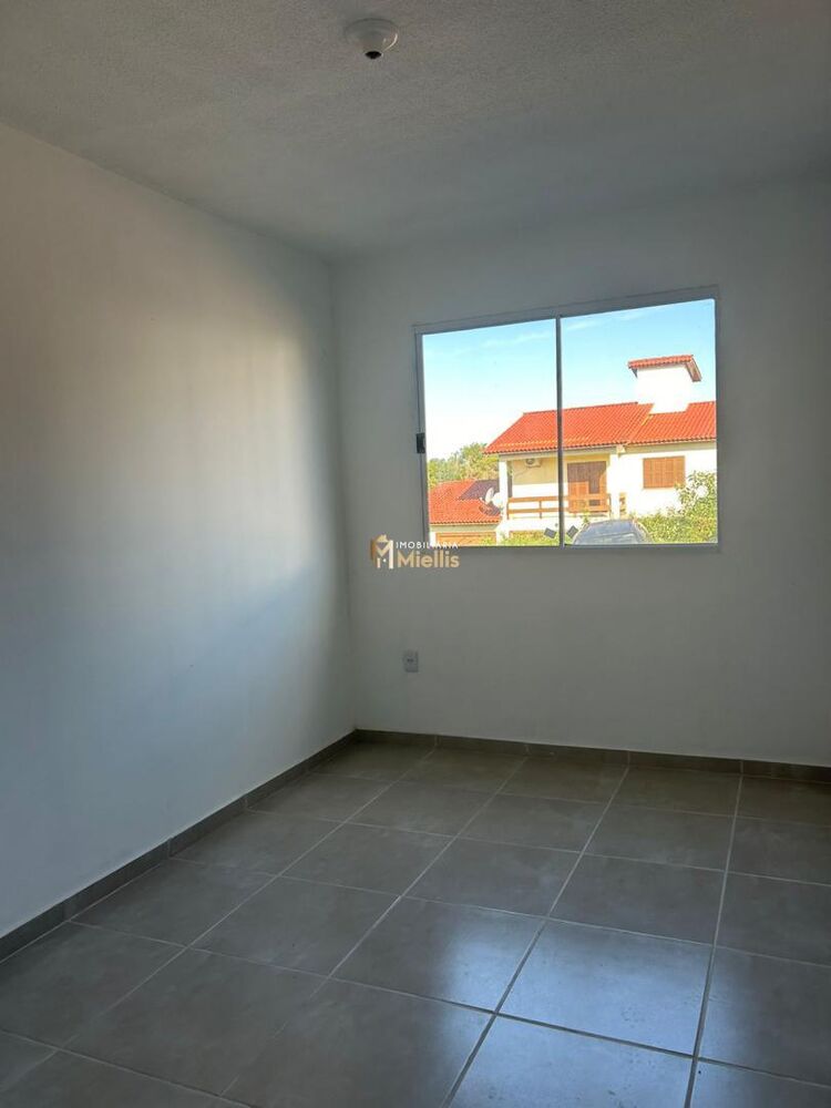 Casa à venda com 2 quartos, 45m² - Foto 15