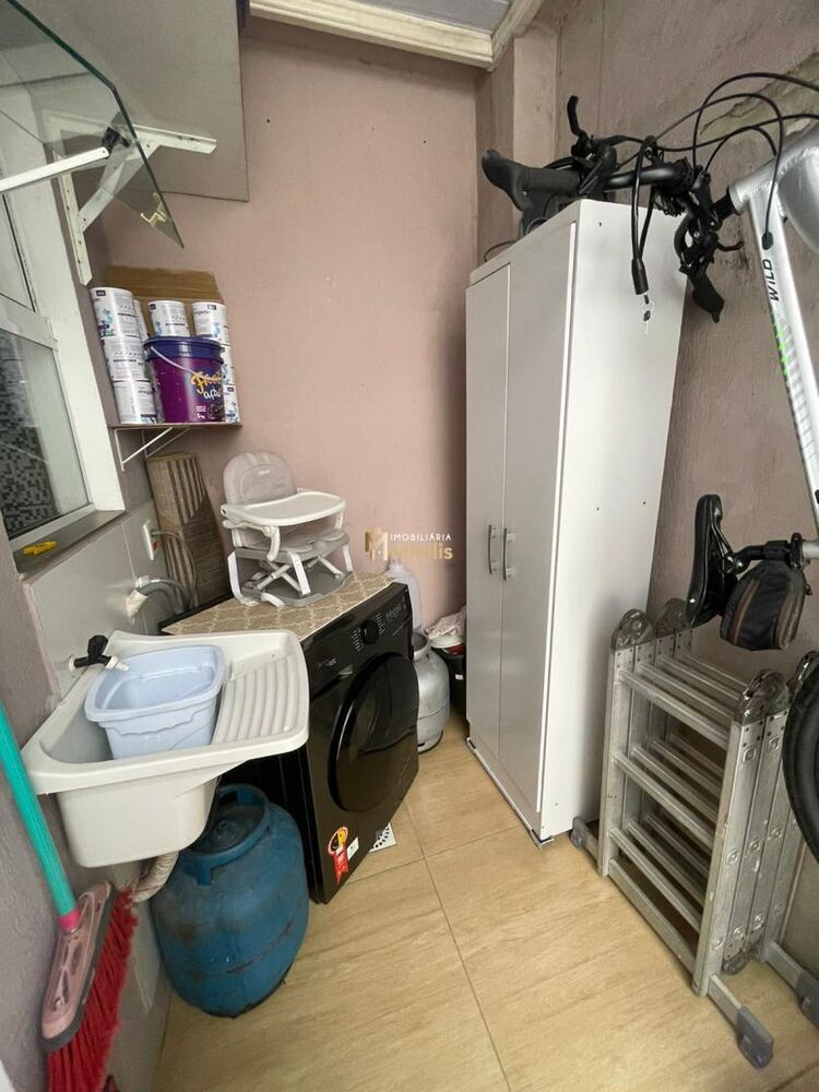 Casa à venda com 2 quartos, 45m² - Foto 7