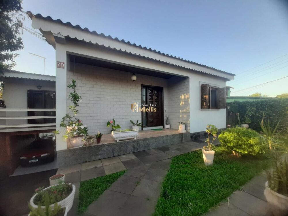 Casa à venda com 3 quartos, 200m² - Foto 2