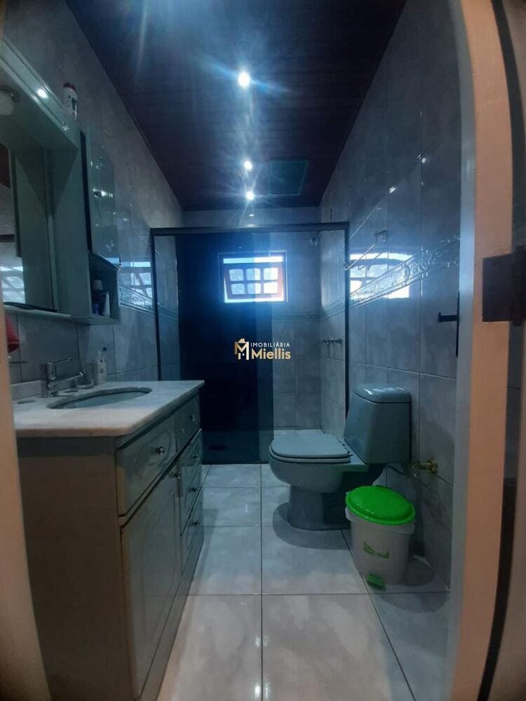 Casa à venda com 3 quartos, 200m² - Foto 6