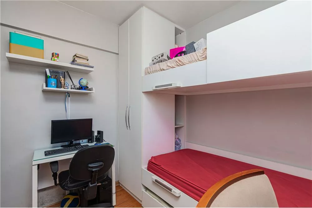 Apartamento à venda com 2 quartos, 73m² - Foto 4