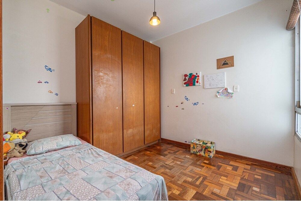 Apartamento à venda com 3 quartos, 110m² - Foto 17