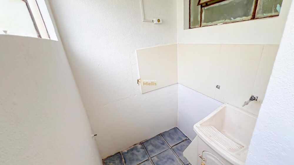 Apartamento à venda com 2 quartos, 42m² - Foto 7