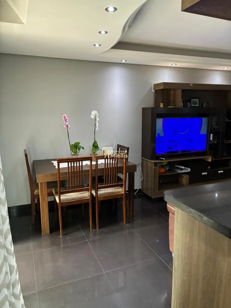 Apartamento, 3 quartos, 75 m² - Foto 4
