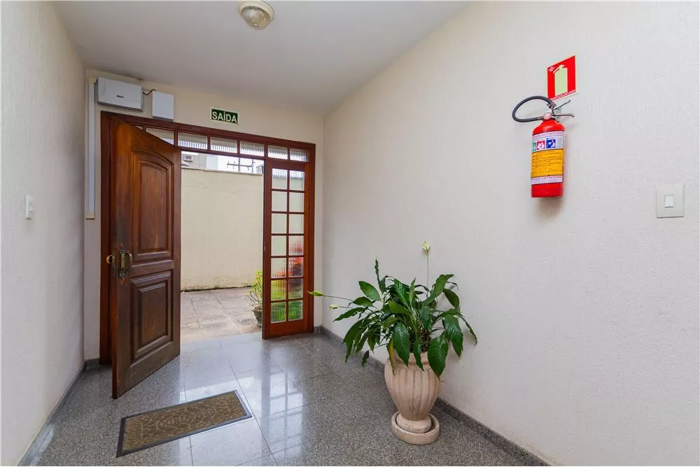 Apartamento à venda com 2 quartos, 83m² - Foto 5