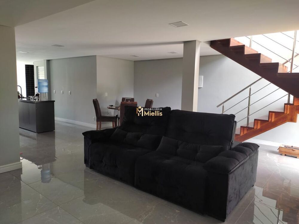 Casa, 3 quartos, 20 m² - Foto 1