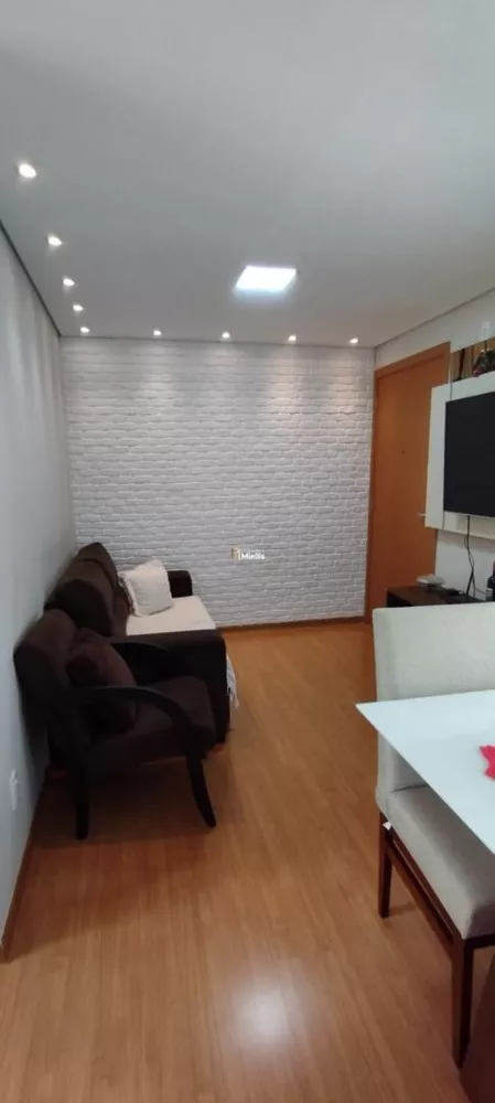 Apartamento à venda com 2 quartos, 40m² - Foto 3