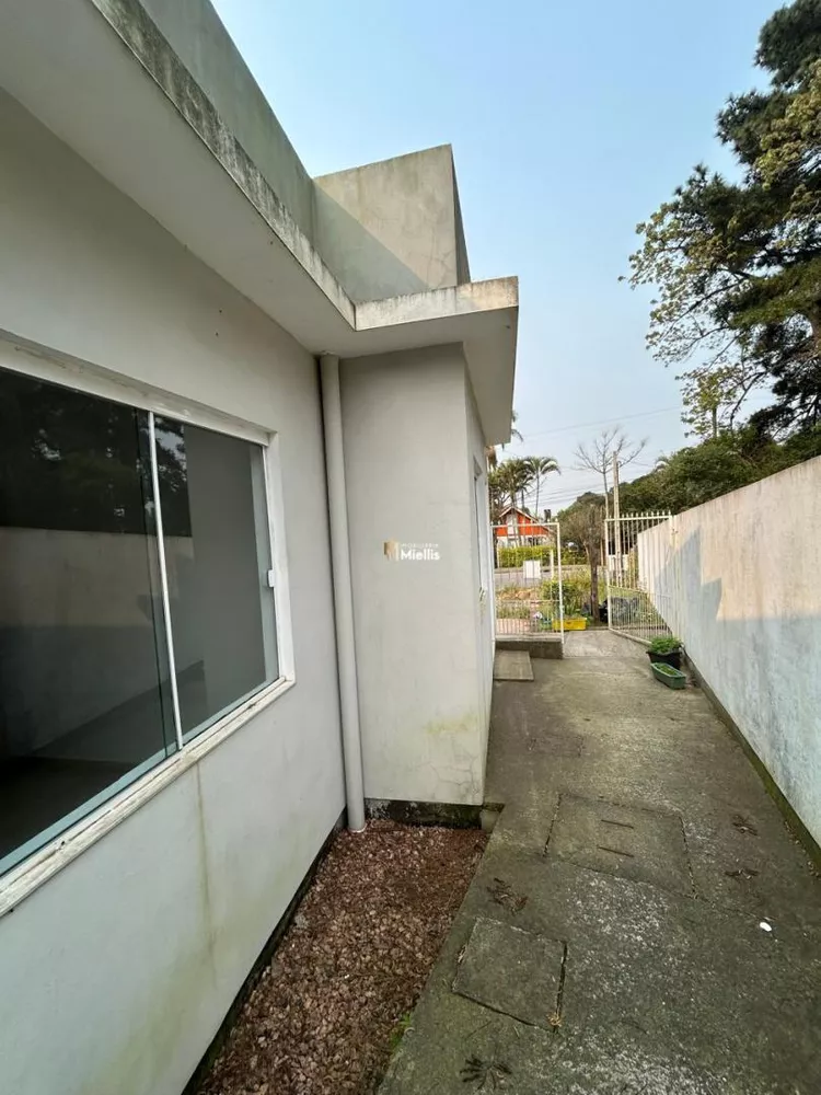 Casa à venda com 2 quartos, 47m² - Foto 2