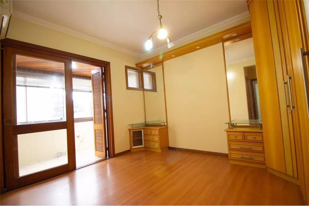 Apartamento à venda com 3 quartos, 157m² - Foto 15