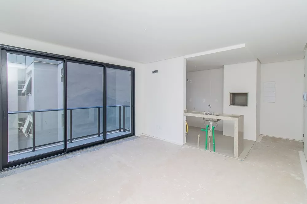 Apartamento à venda com 2 quartos, 75m² - Foto 3