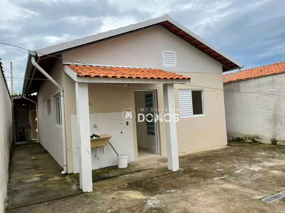 Casa à venda com 2 quartos, 47m² - Foto 3