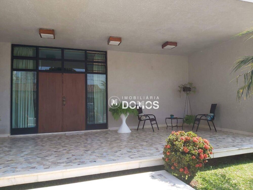 Casa, 3 quartos, 402 m² - Foto 1