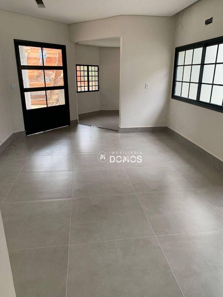 Casa, 3 quartos, 400 m² - Foto 2