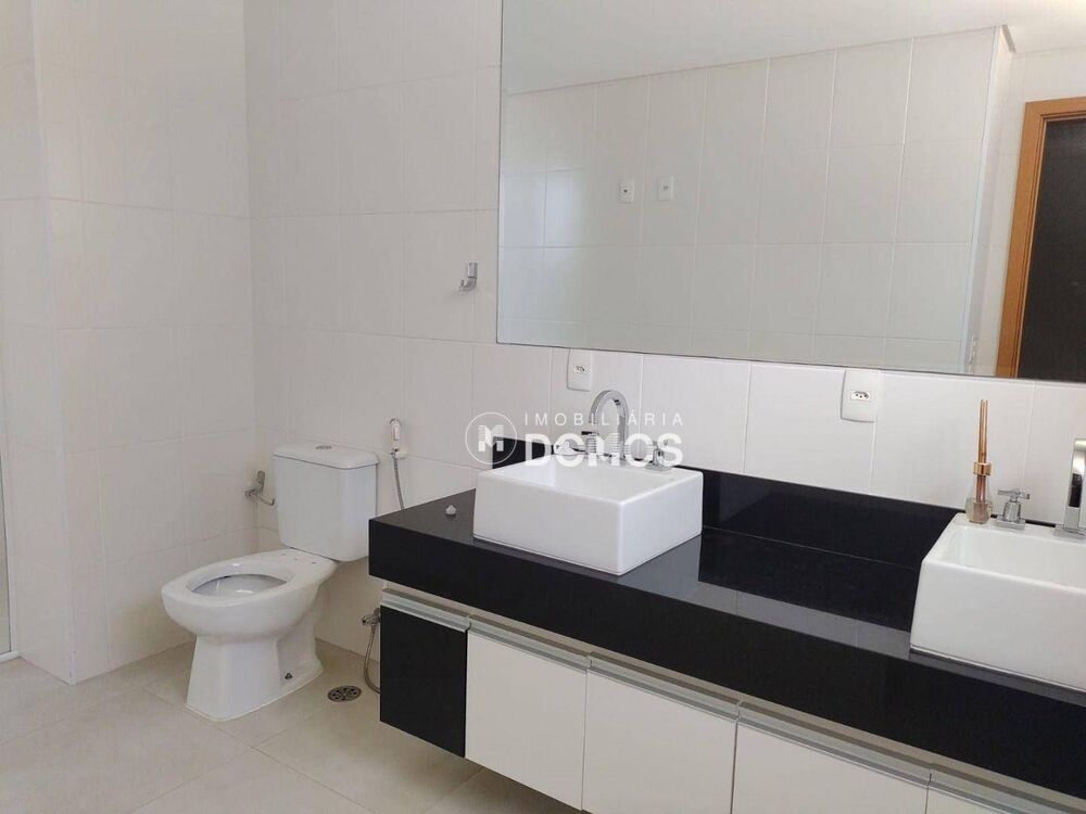 Apartamento, 4 quartos, 220 m² - Foto 2