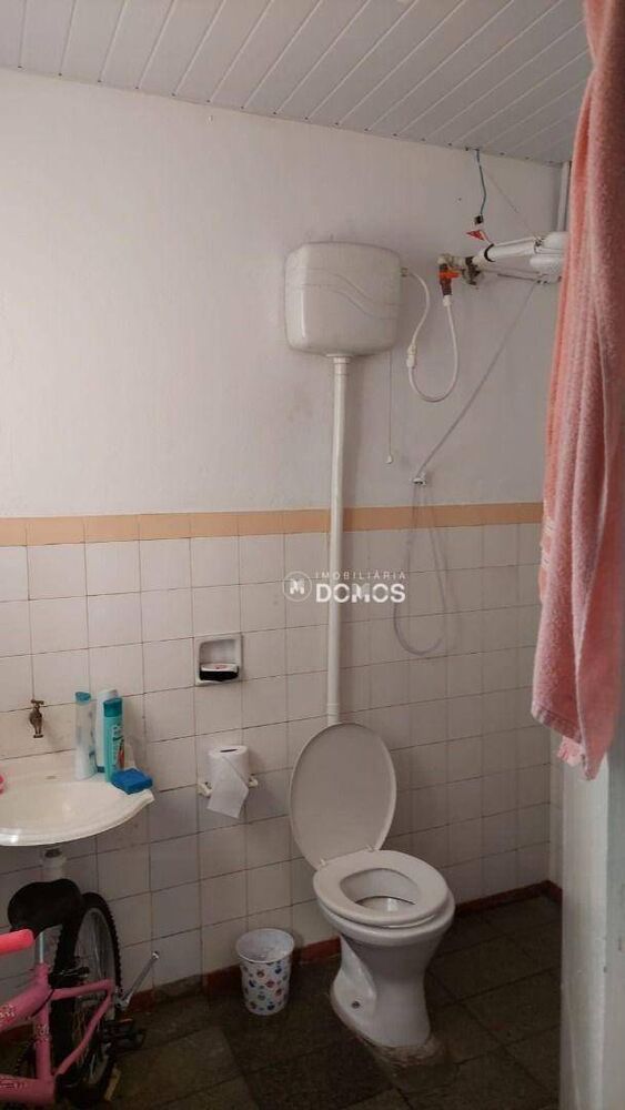 Casa, 2 quartos, 283 m² - Foto 1