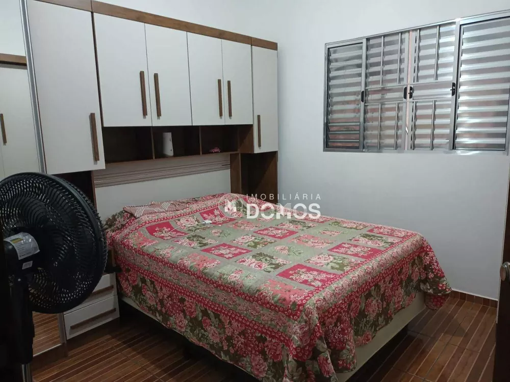 Casa, 6 quartos, 250 m² - Foto 2