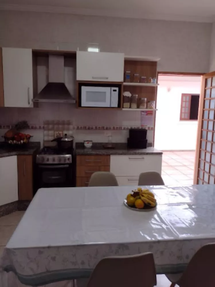 Casa à venda com 4 quartos, 280m² - Foto 4