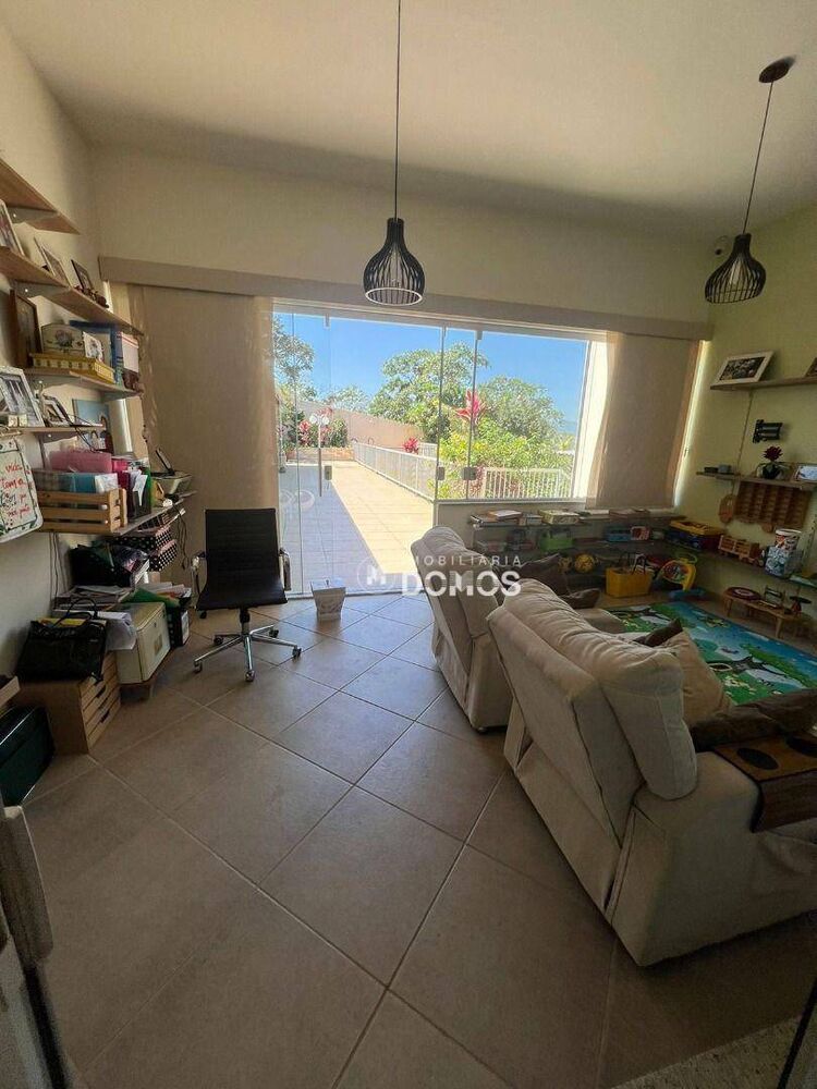 Casa à venda com 5 quartos, 480m² - Foto 10