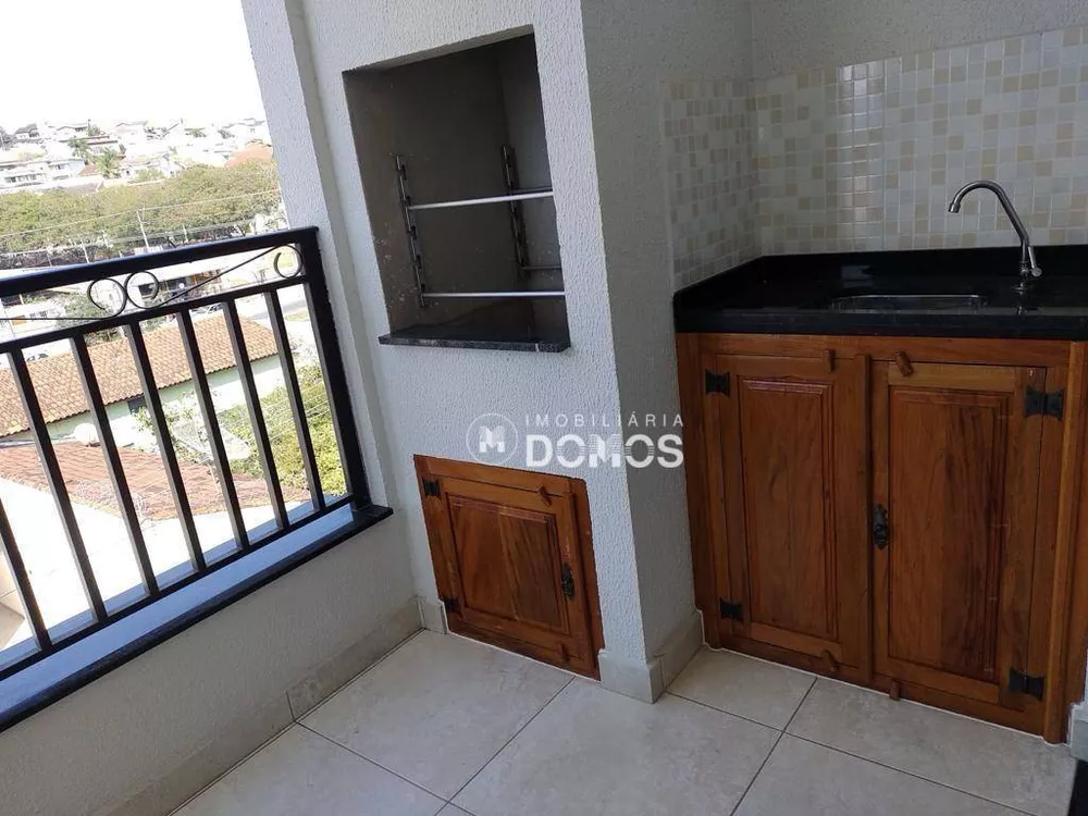 Apartamento à venda com 2 quartos, 67m² - Foto 1