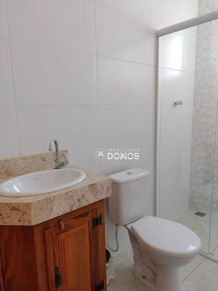 Apartamento à venda com 2 quartos, 67m² - Foto 2