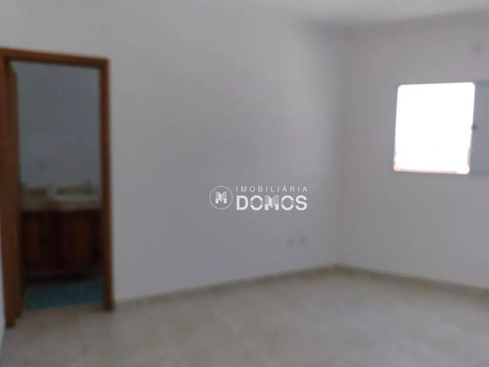 Apartamento à venda com 2 quartos, 67m² - Foto 3