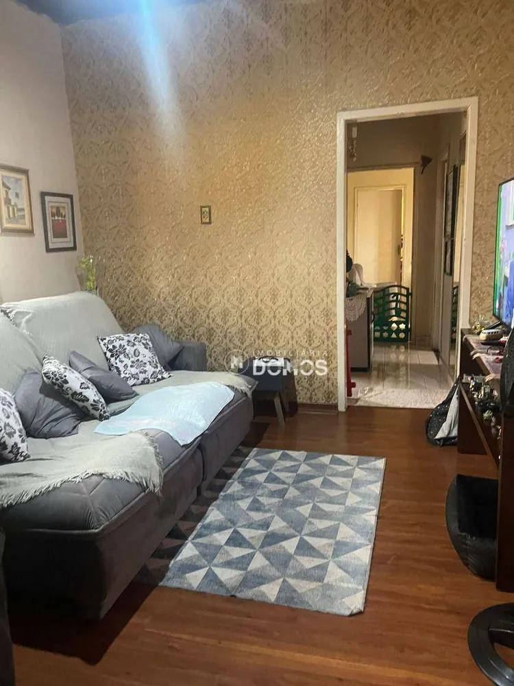 Casa, 4 quartos, 235 m² - Foto 2
