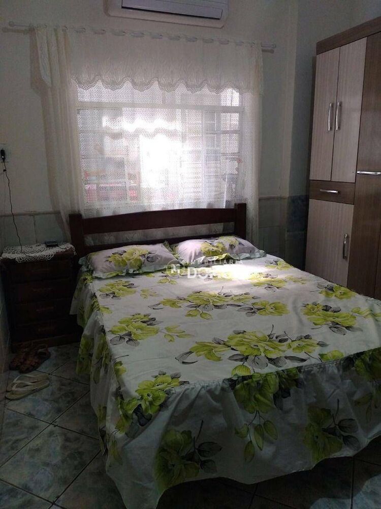Casa, 6 quartos, 266 m² - Foto 4