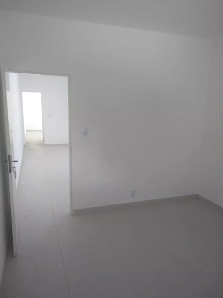 Casa à venda com 3 quartos, 100m² - Foto 8