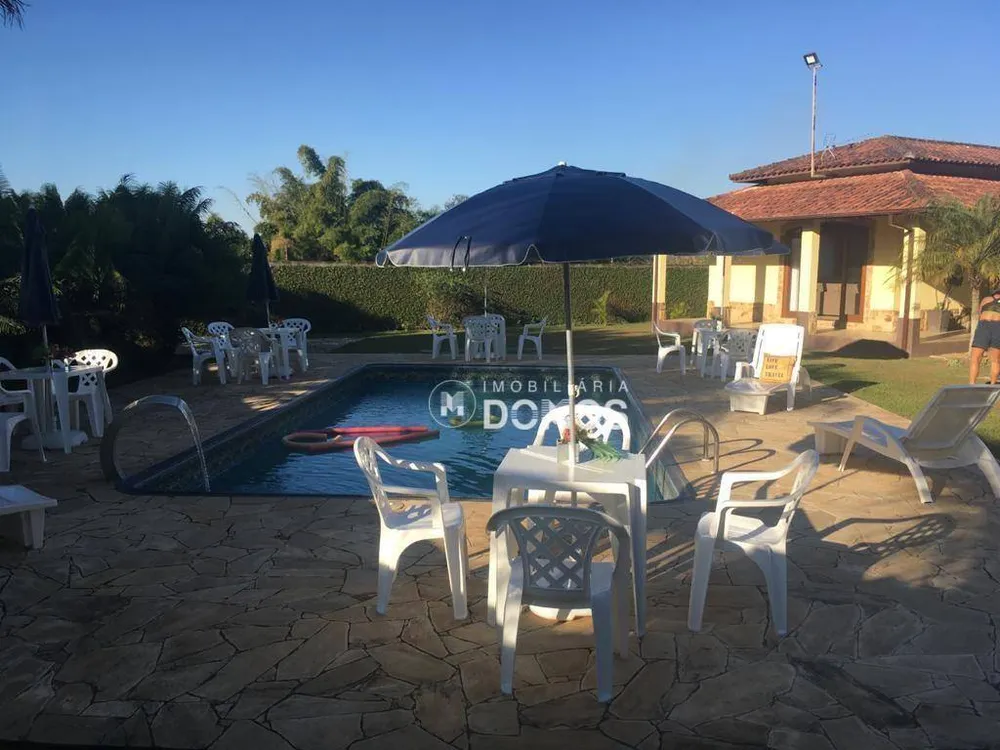 Chácara, 4 quartos, 5000 m² - Foto 1