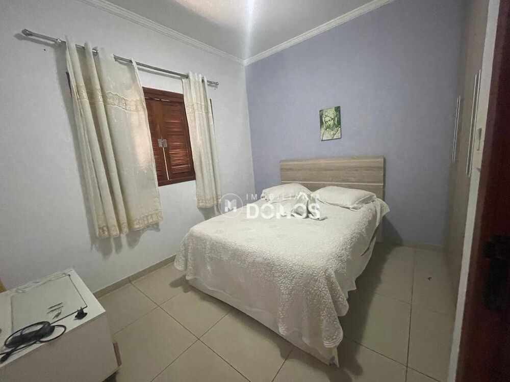 Casa, 3 quartos, 200 m² - Foto 4