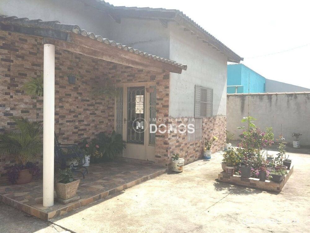 Casa à venda com 3 quartos, 106m² - Foto 4
