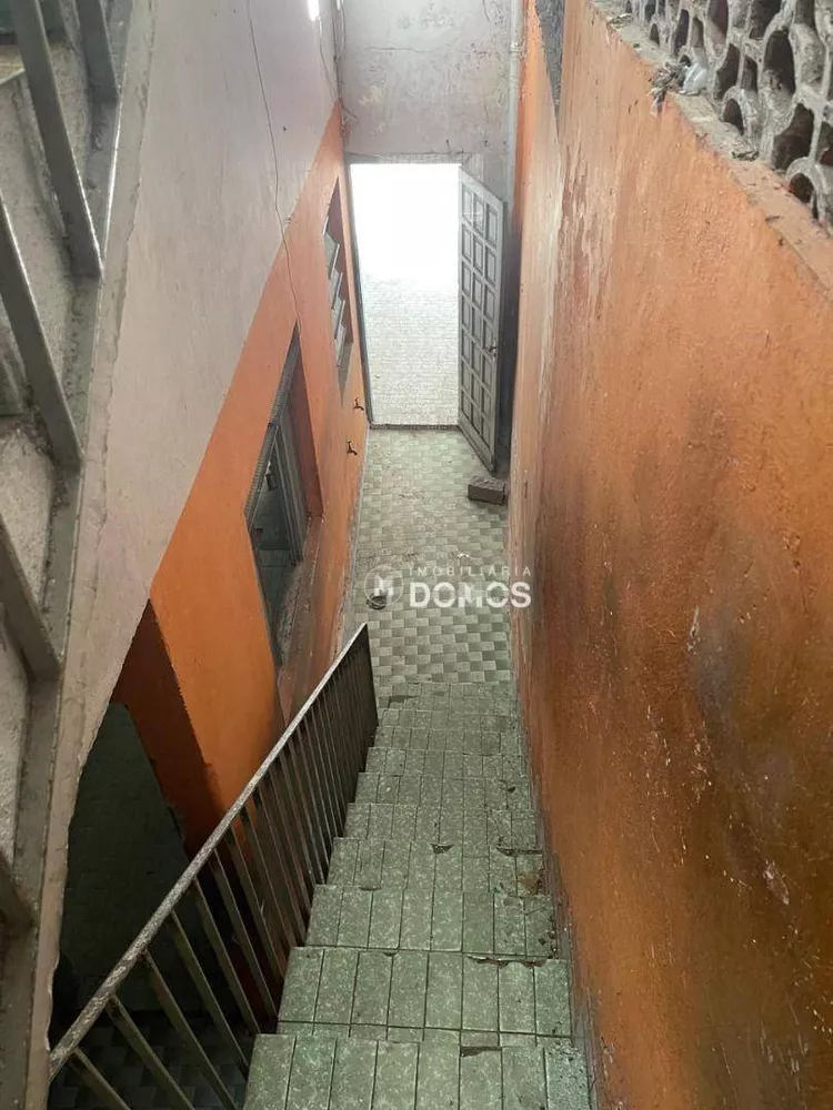 Casa, 5 quartos, 180 m² - Foto 2