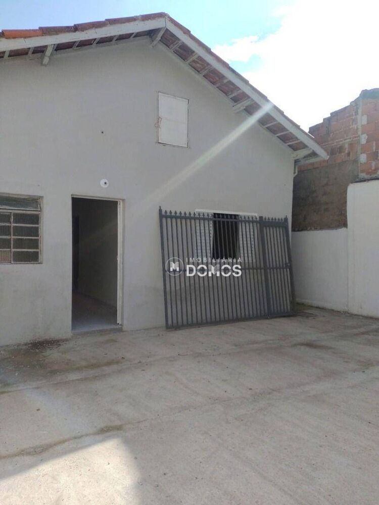 Casa, 3 quartos, 90 m² - Foto 1