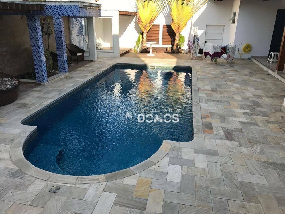 Casa, 3 quartos, 440 m² - Foto 3