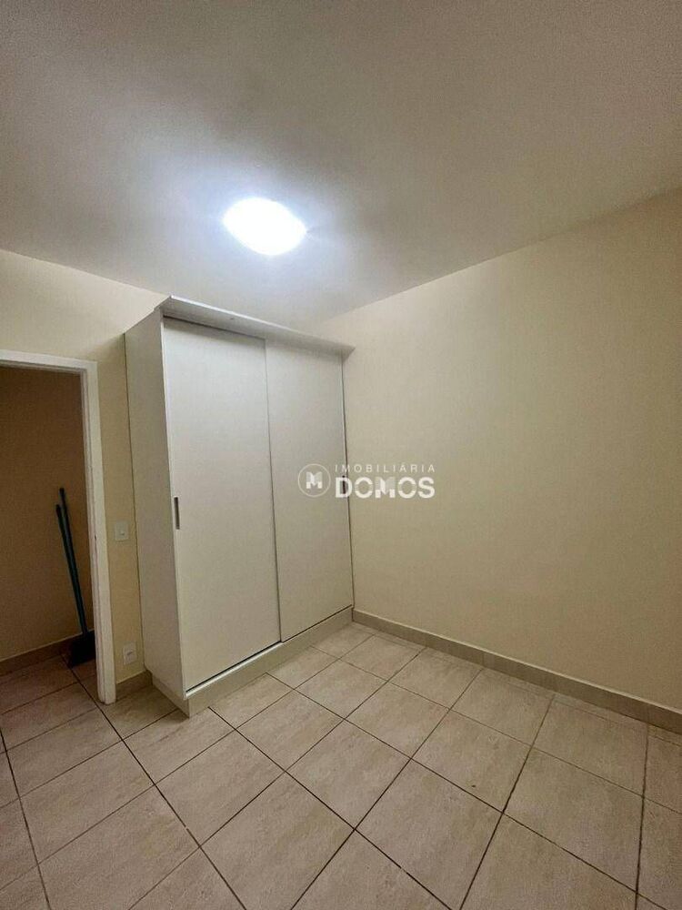 Apartamento à venda com 2 quartos, 46m² - Foto 11