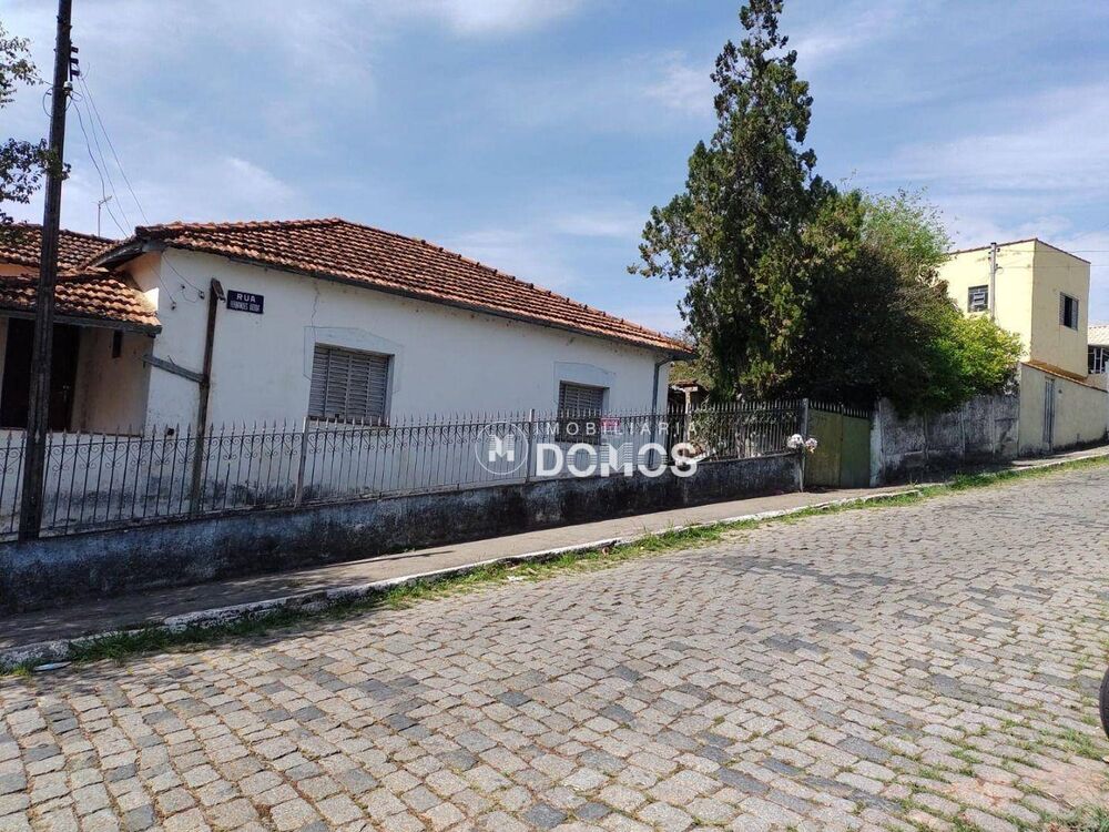 Casa, 2 quartos, 138 m² - Foto 1