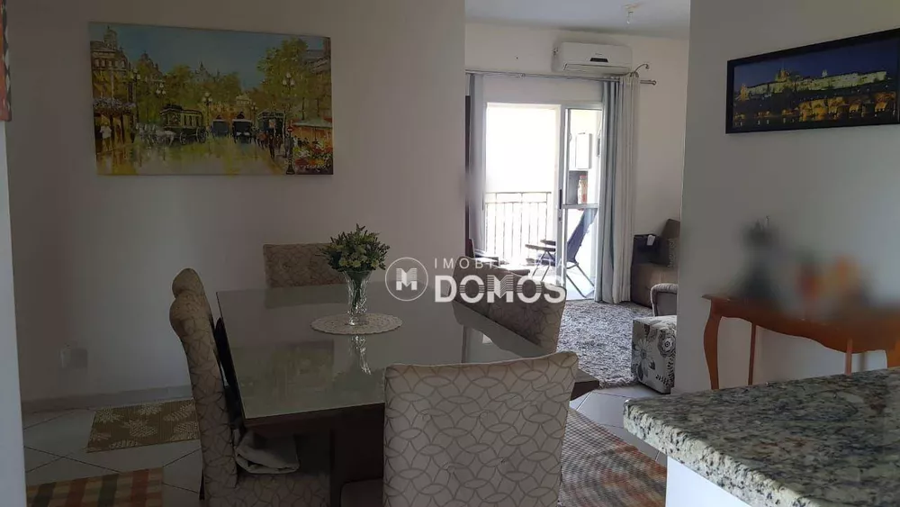 Apartamento à venda com 3 quartos, 104m² - Foto 1