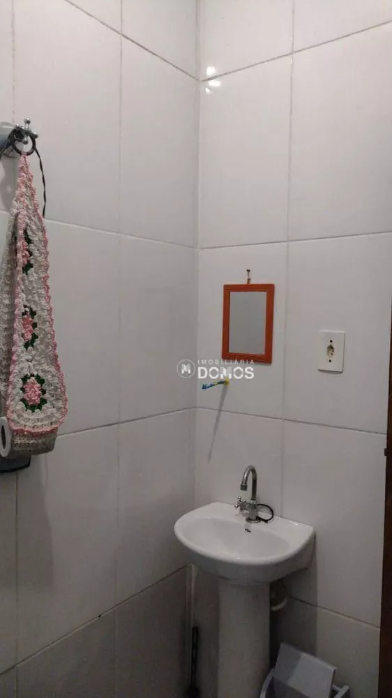 Casa à venda com 3 quartos, 69m² - Foto 11