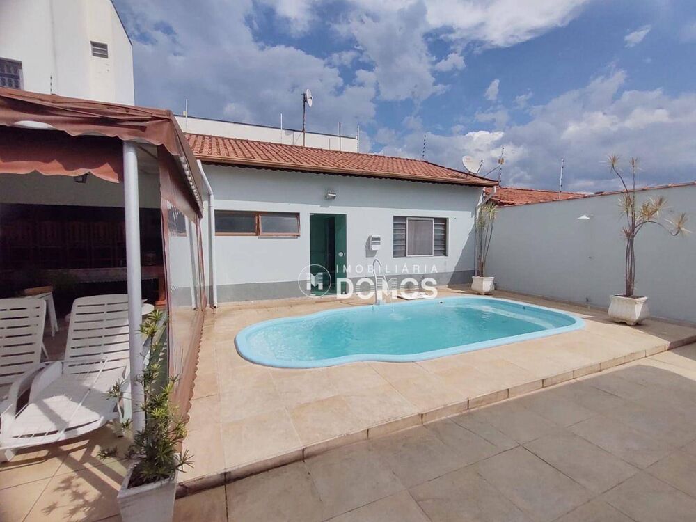 Casa à venda com 2 quartos, 300M2 - Foto 3