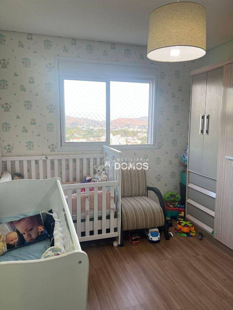 Apartamento, 2 quartos, 77 m² - Foto 4