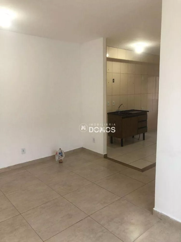 Apartamento à venda com 2 quartos, 57m² - Foto 3