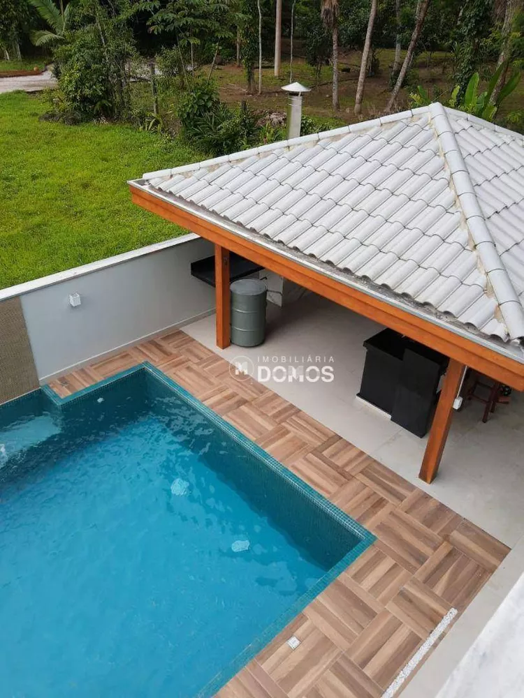 Sobrado à venda com 5 quartos, 300m² - Foto 3