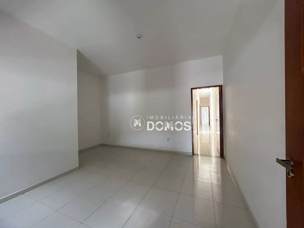 Casa à venda com 2 quartos, 115M2 - Foto 3