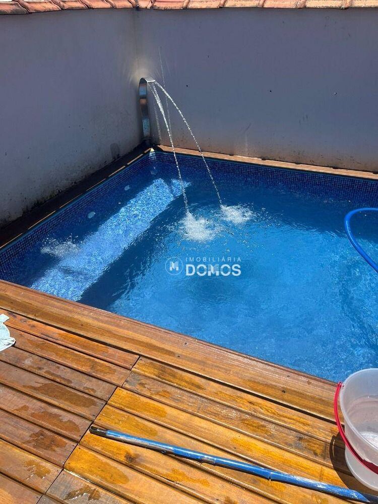 Sobrado, 4 quartos, 250 m² - Foto 2
