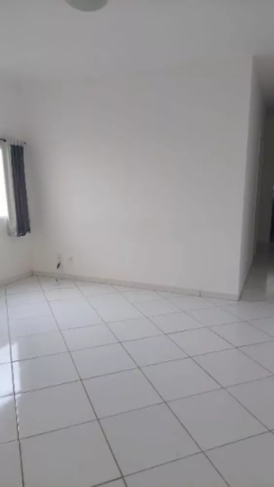 Apartamento à venda com 2 quartos, 46m² - Foto 2