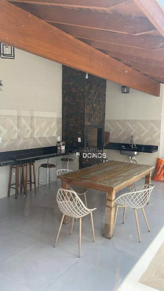 Casa à venda com 4 quartos, 350m² - Foto 7