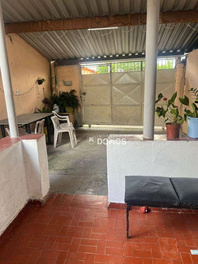 Casa, 2 quartos, 104 m² - Foto 1